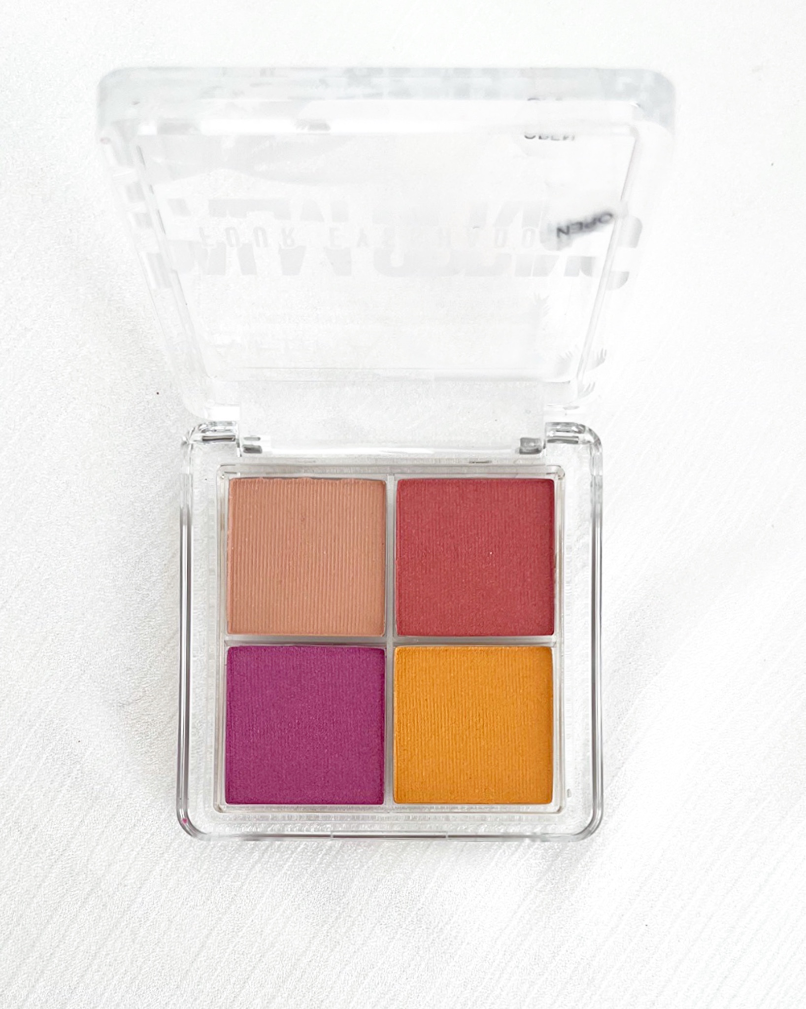 پالت لافرای ترکیه  La Fera 4-Color Eyeshadow Palette